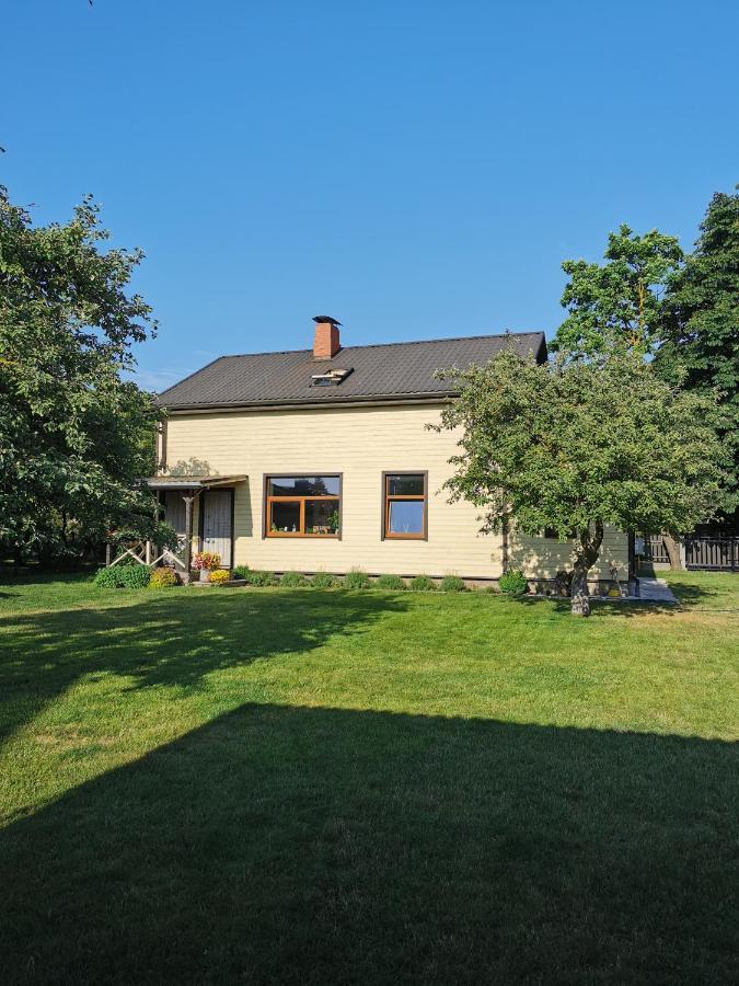 Silent Loft For Getaway Lejlighed Liepāja Eksteriør billede